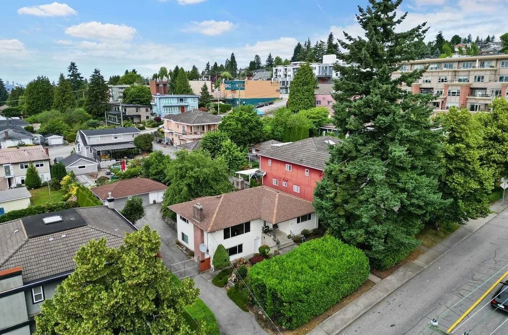 535 HOLDOM AVENUE, Burnaby, BC — Residential for Sale - Photo 2