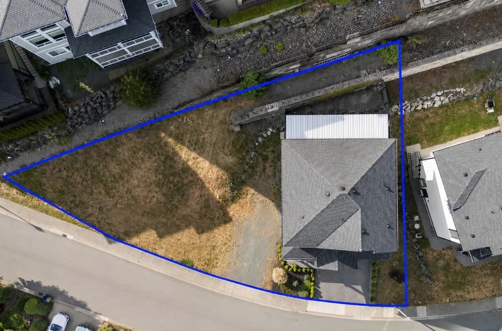 5351 ABBEY CRESCENT, Chilliwack, BC — Residential for Sale - Photo 2
