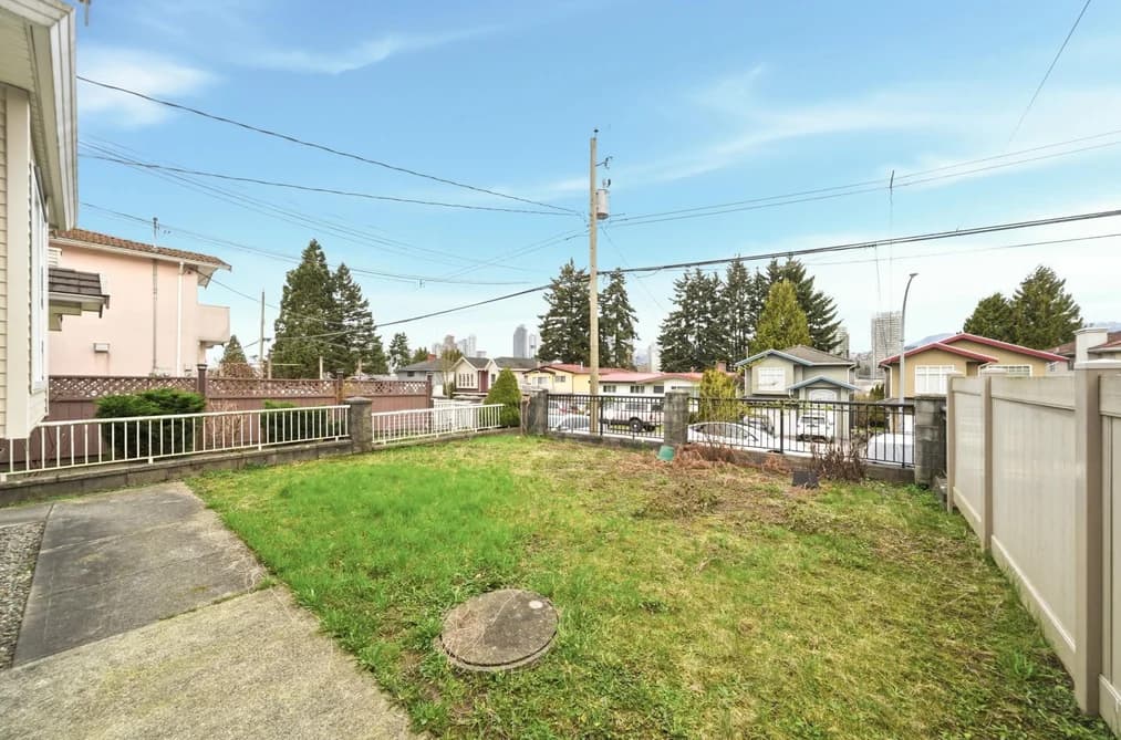 5366 MANOR STREET, Burnaby, BC — Residential for Sale - Photo 2