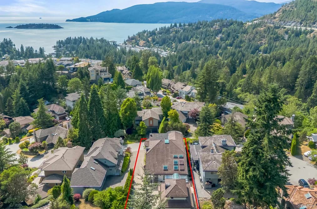 5387 WESTHAVEN WYND, West Vancouver, BC — Residential for Sale - Photo 2