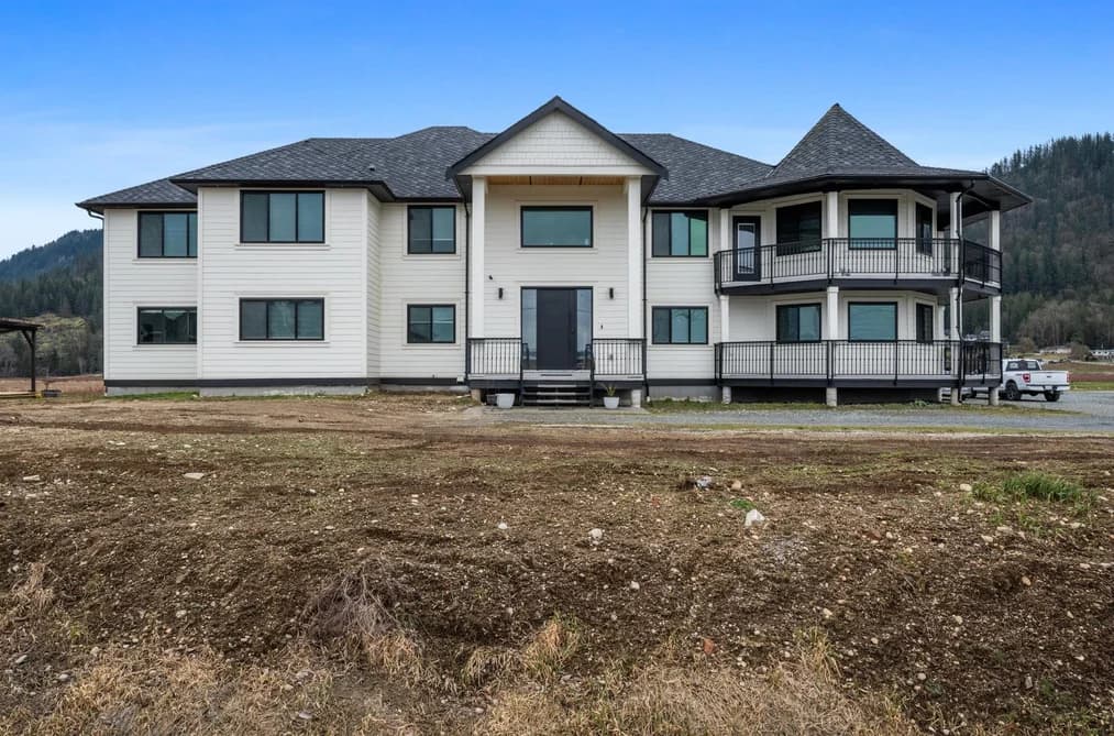 5390 BEHARRELL ROAD, Abbotsford, BC — Residential for Sale - Main Photo