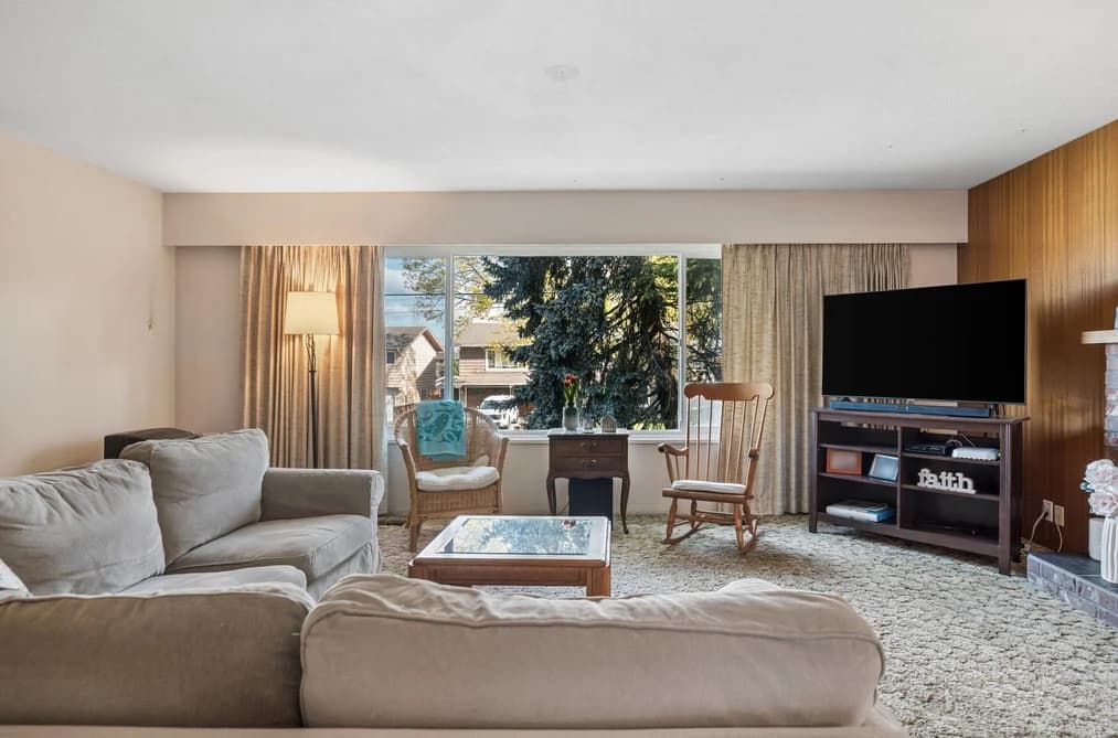 5392 MAPLE CRESCENT, Delta, BC — Residential for Sale - Photo 2