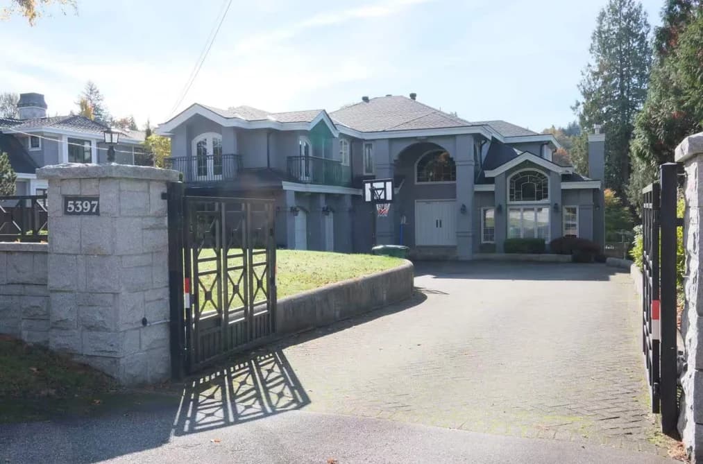 5397 BUCKINGHAM AVENUE, Burnaby, BC — Residential for Sale - Photo 2