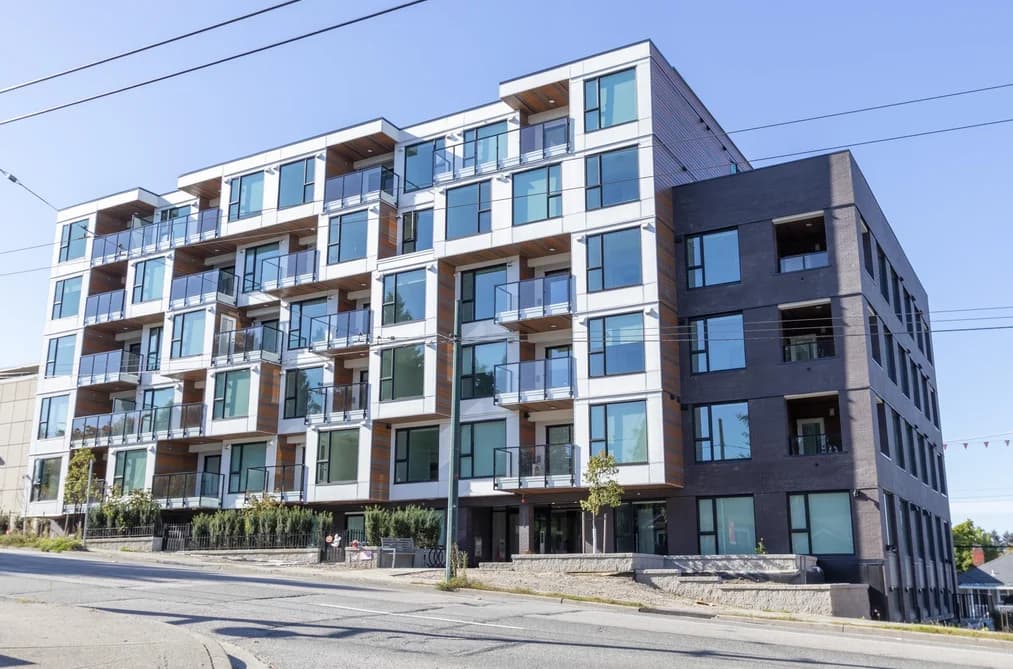 5399 JOYCE, Vancouver BC V5R 4H3 - Photo 1
