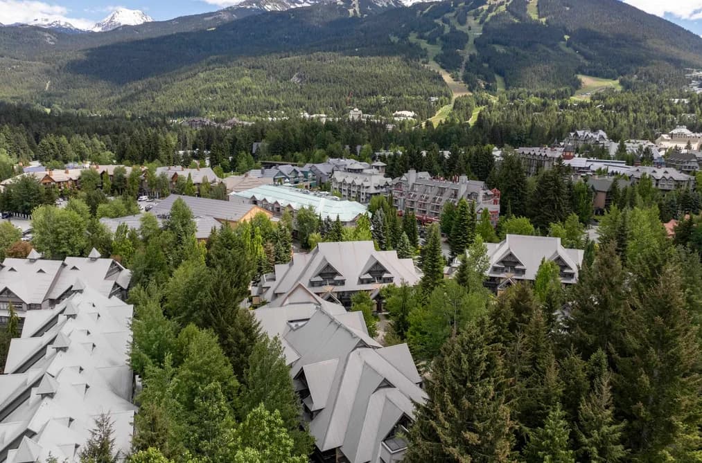 54 4335 NORTHLANDS BOULEVARD, Whistler, BC — Residential for Sale - Photo 2