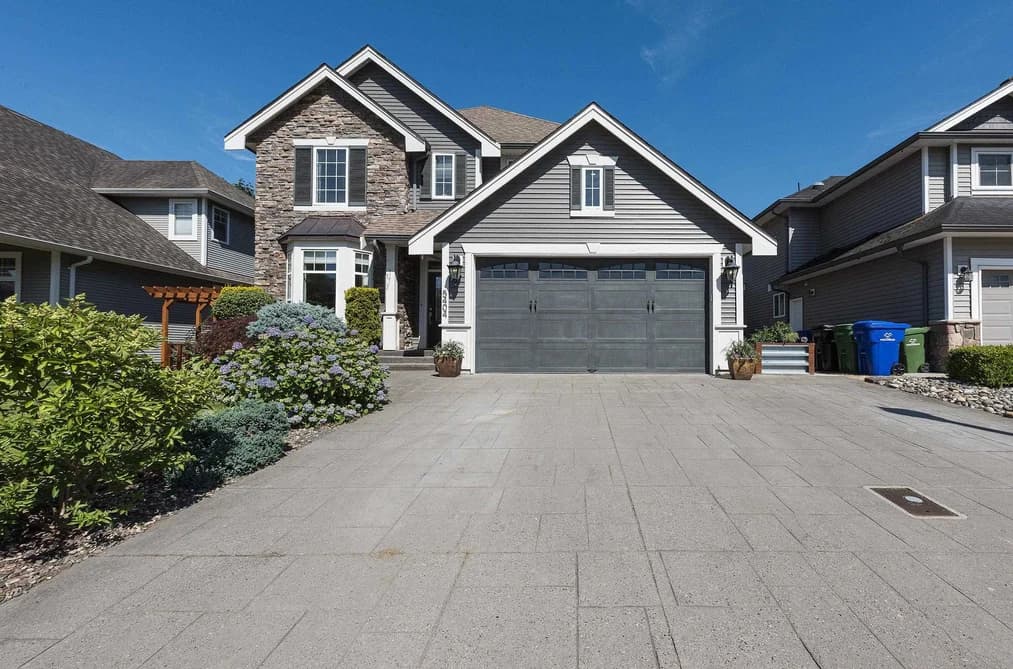 5404 CHINOOK STREET, Chilliwack, BC — Residential for Sale - Main Photo