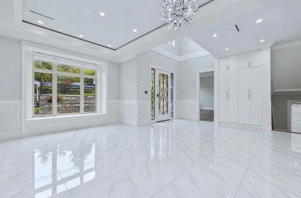 5410 PATRICK STREET, Burnaby, BC — Residential for Sale - Photo 2