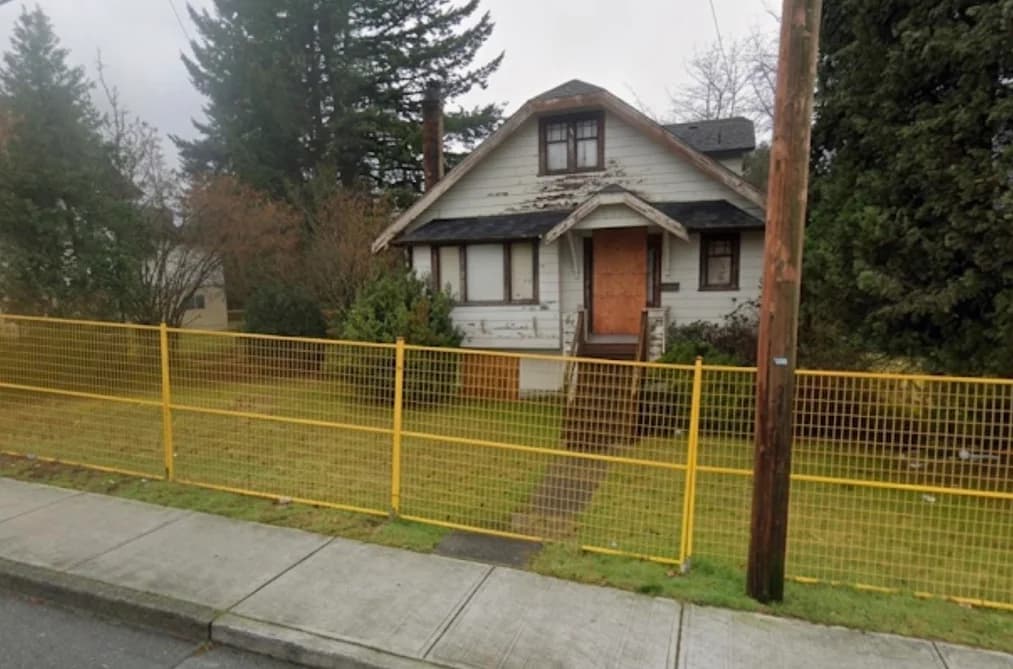5415 BARKER AVENUE, Burnaby, BC — Residential for Sale - Photo 2