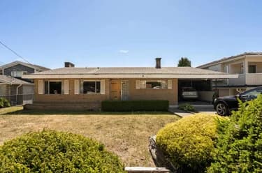 House for sale at 5426 Clinton Street Burnaby British Columbia - MLS: R3140533