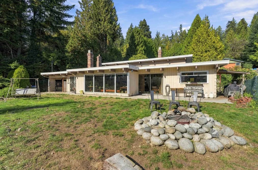 5430 LAWSON ROAD, Sechelt, BC — Residential for Sale - Photo 2