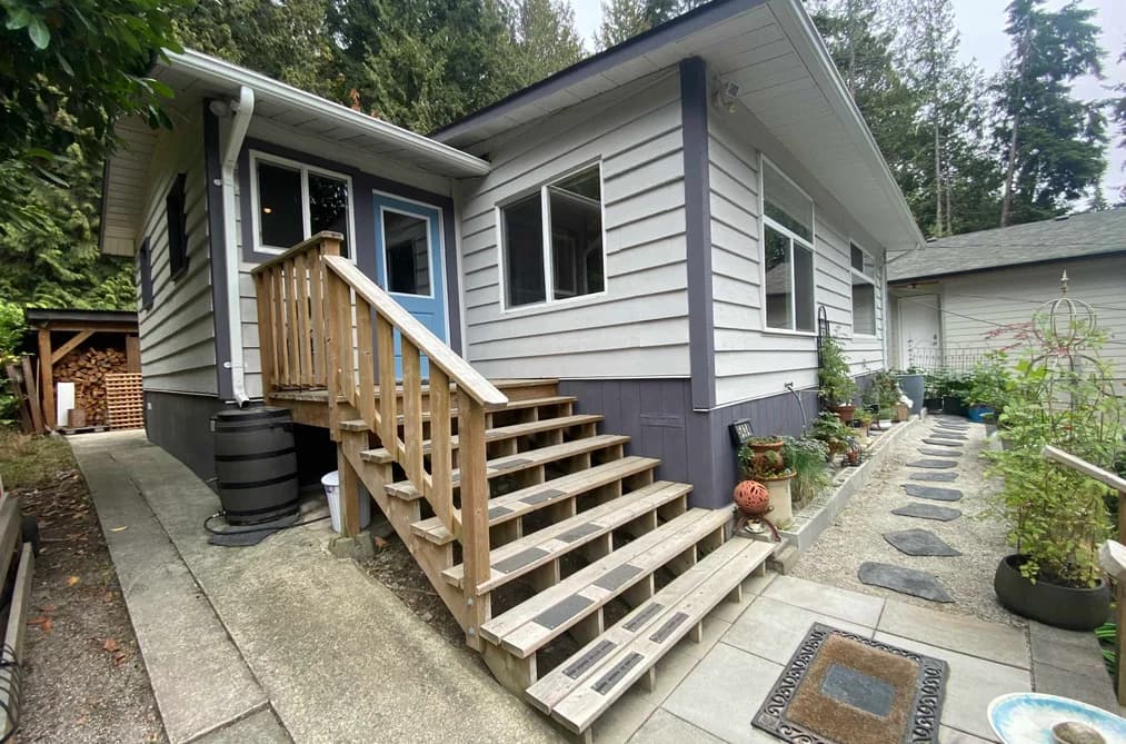 5434 MATUKWUM LANE, Sechelt, BC — Residential for Sale - Photo 2