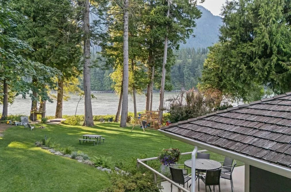 544 WARDLE STREET, Hope, BC — Residential for Sale - Main Photo