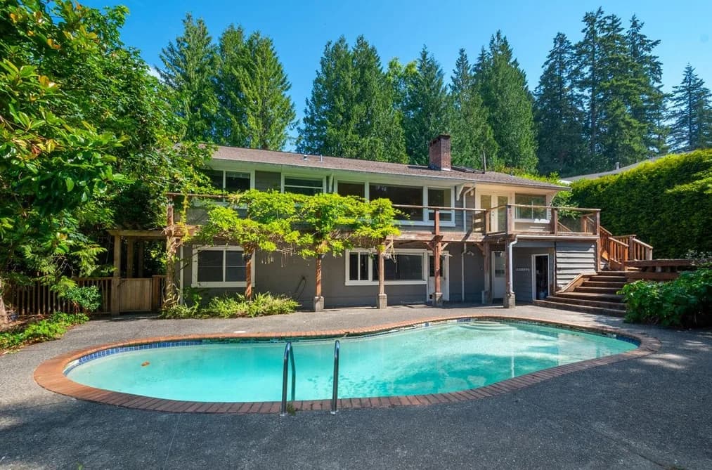 545 E KINGS ROAD, North Vancouver, BC — Residential for Sale - Main Photo