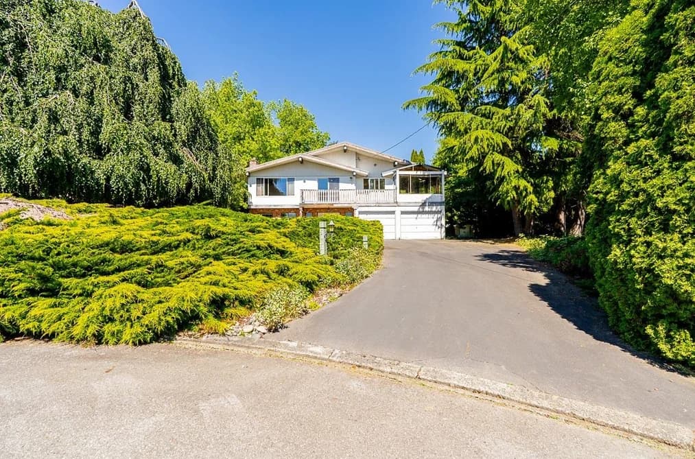 5462 BAKERVIEW DRIVE, Surrey, BC — Residential for Sale - Main Photo