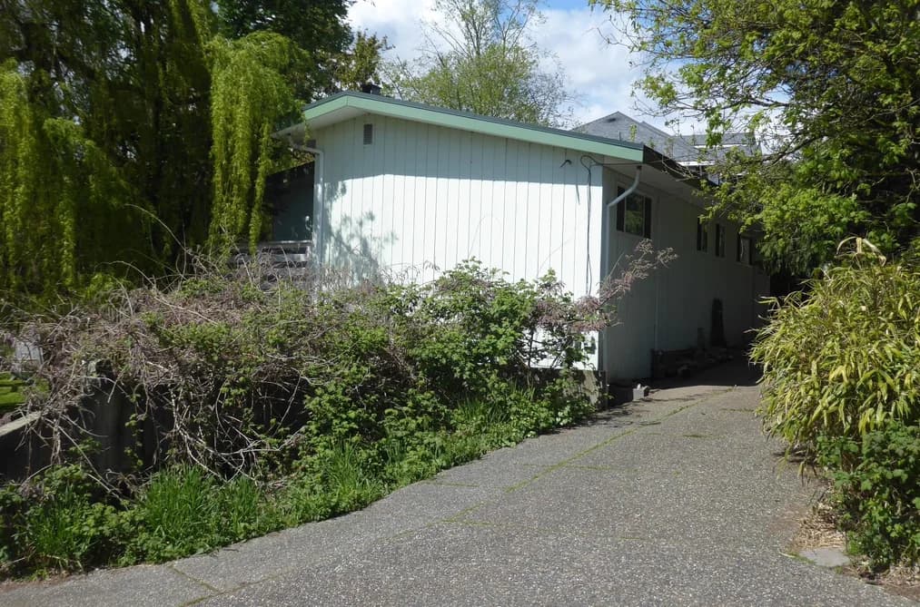 5471 184 STREET, Surrey, BC — Residential for Sale - Photo 2