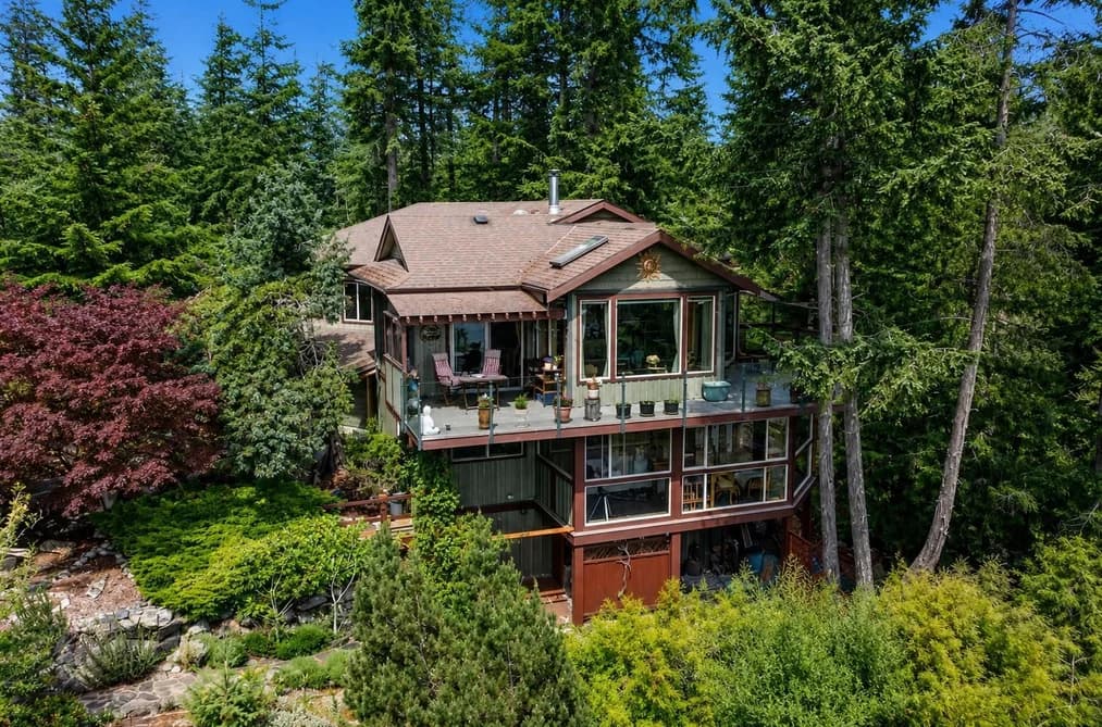 5475 HYDAWAY PLACE, Halfmoon Bay, BC — Residential for Sale - Photo 2