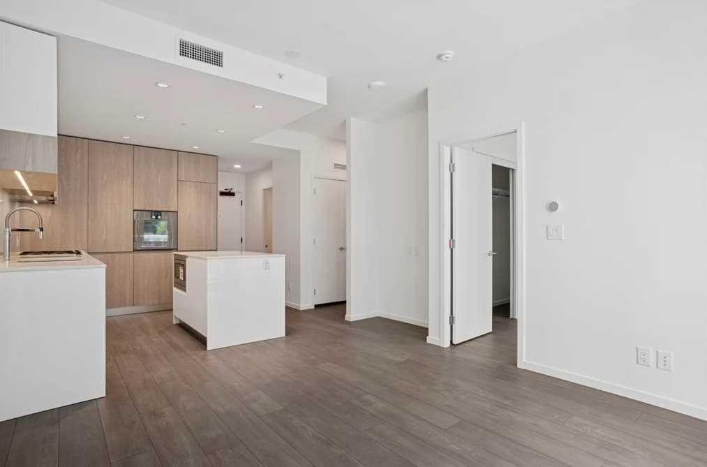 548 6500 MINORU BOULEVARD, Richmond, BC — Residential for Sale - Photo 2