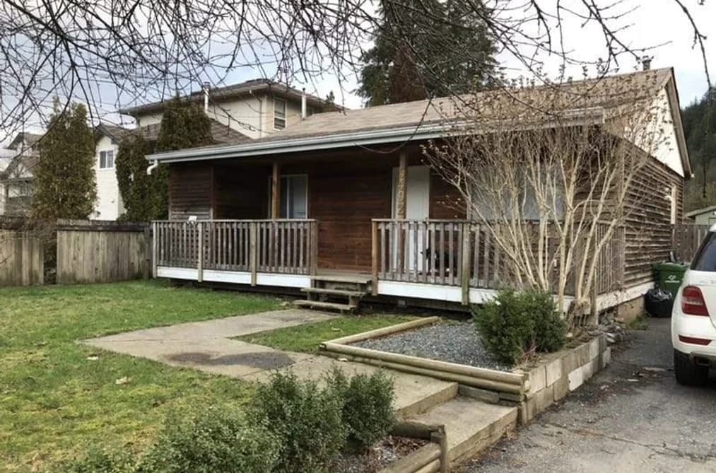 5492 VIOLA STREET, Chilliwack, BC — Residential for Sale - Main Photo