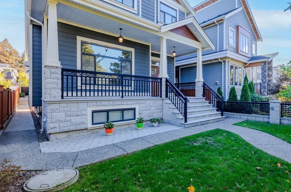 5506 COLLEGE STREET, Vancouver, BC — Residential for Sale - Photo 2