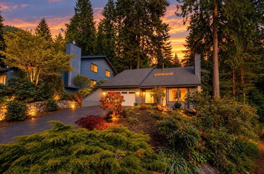 5520 HUCKLEBERRY LANE, North Vancouver, BC — Residential for Sale - Main Photo