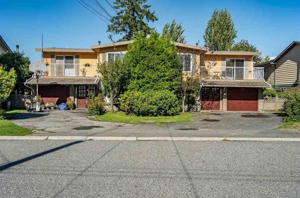 5529 5531 MAPLE CRESCENT, Delta, BC — Residential Income for Sale - Main Photo