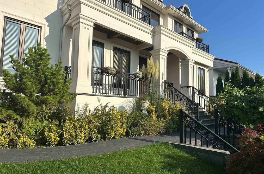 5538 MEADEDALE DRIVE, Burnaby, BC — Residential for Sale - Photo 2