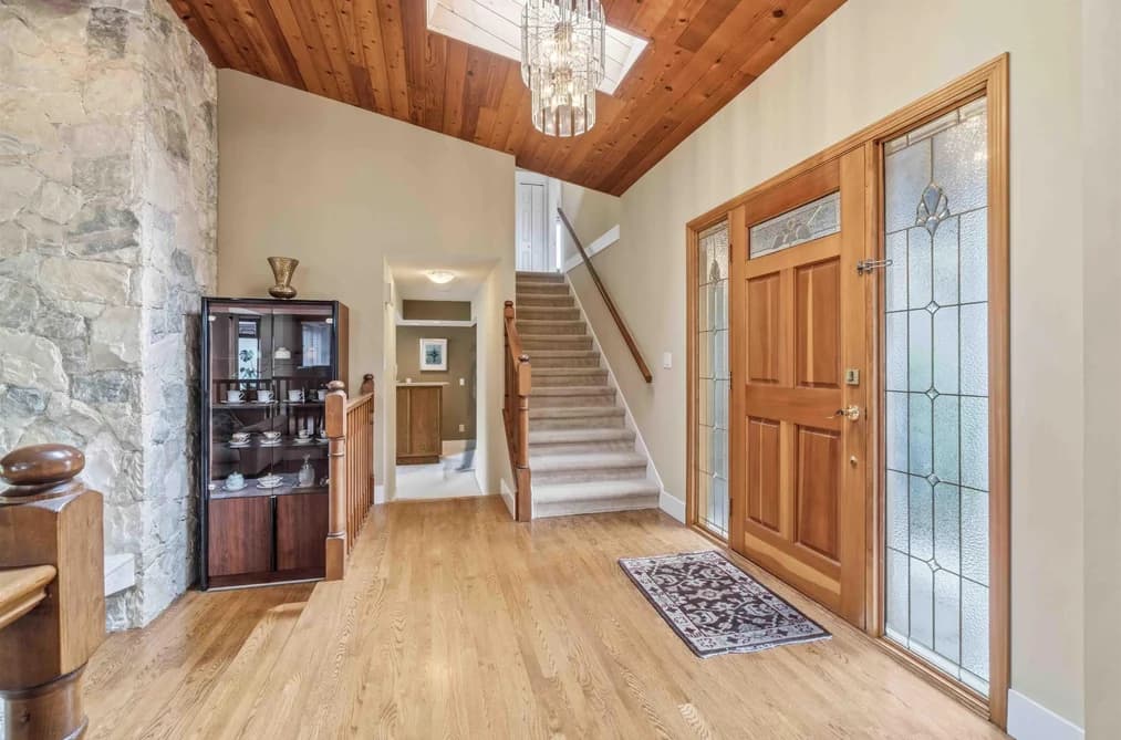 5541 GILPIN STREET, Burnaby, BC — Residential for Sale - Photo 2