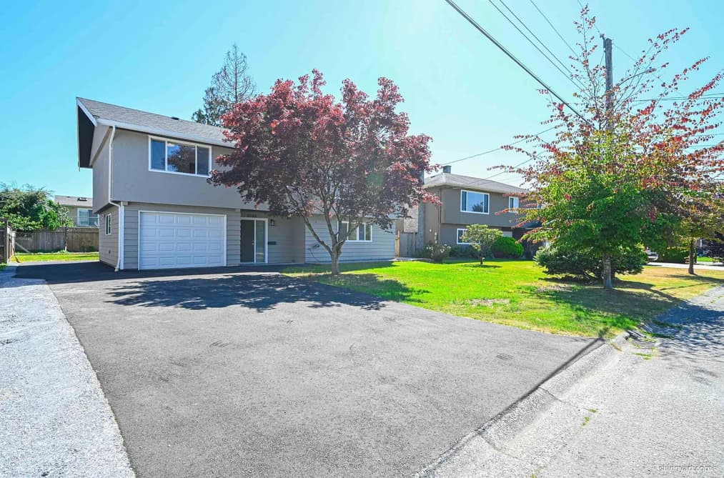 5546 MAPLE CRESCENT, Delta, BC — Residential for Sale - Photo 2