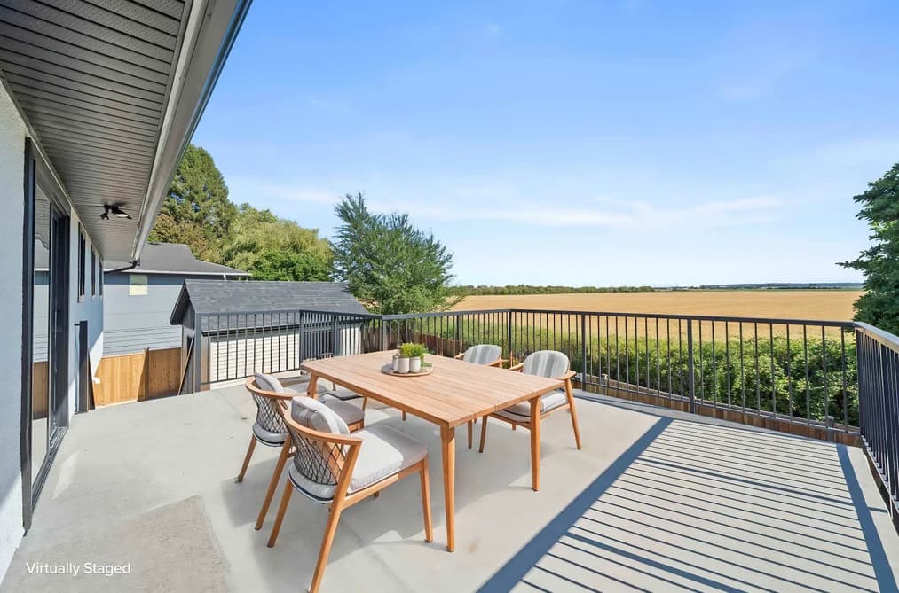 5548 44 AVENUE, Delta, BC — Residential for Sale - Photo 2