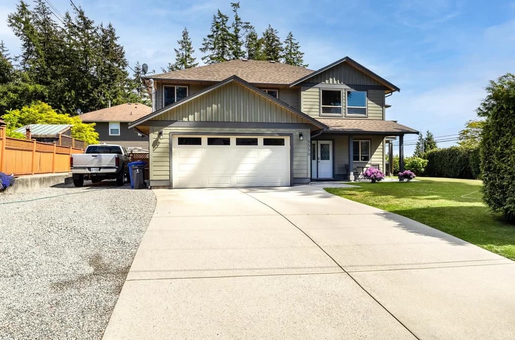 5550 WINTER ROAD, Sechelt, BC — Residential for Sale - Photo 2