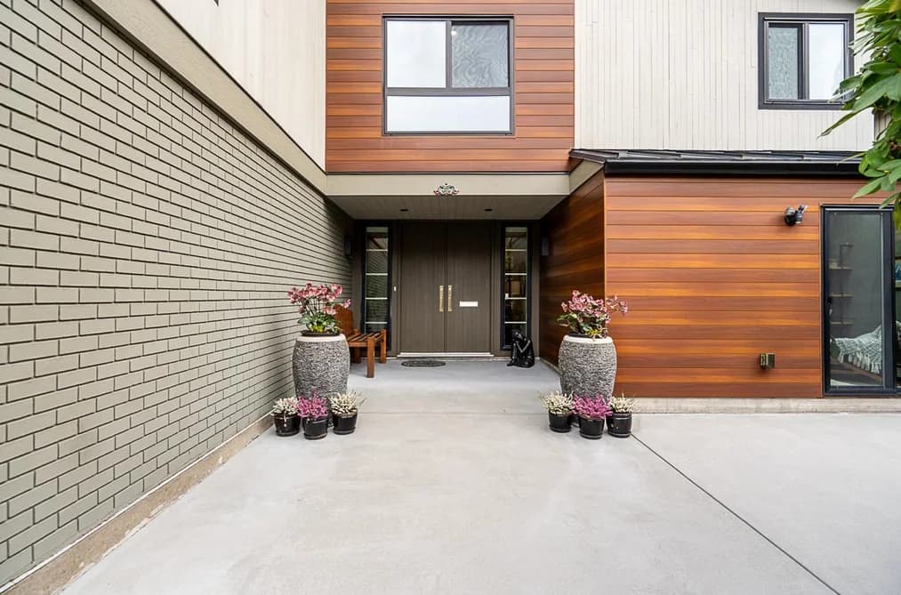 5570 HAMPSTEAD PLACE, Burnaby, BC — Residential for Sale - Photo 2
