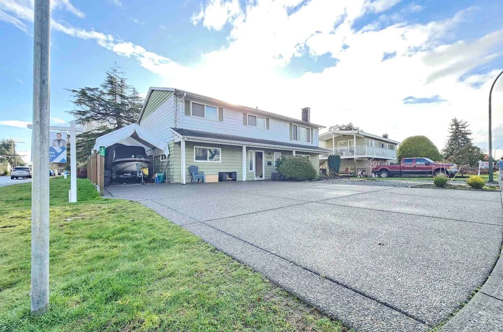 5574 49 AVENUE, Delta, BC — Residential for Sale - Photo 2