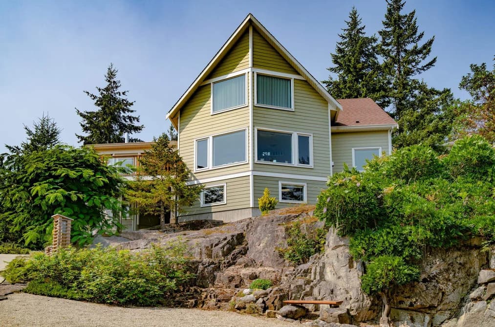 5575 CURRAN ROAD, Halfmoon Bay, BC — Residential for Sale - Main Photo