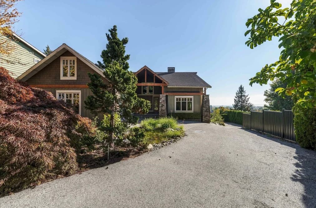 5575 FAIRLIGHT CRESCENT, Delta, BC — Residential for Sale - Photo 2