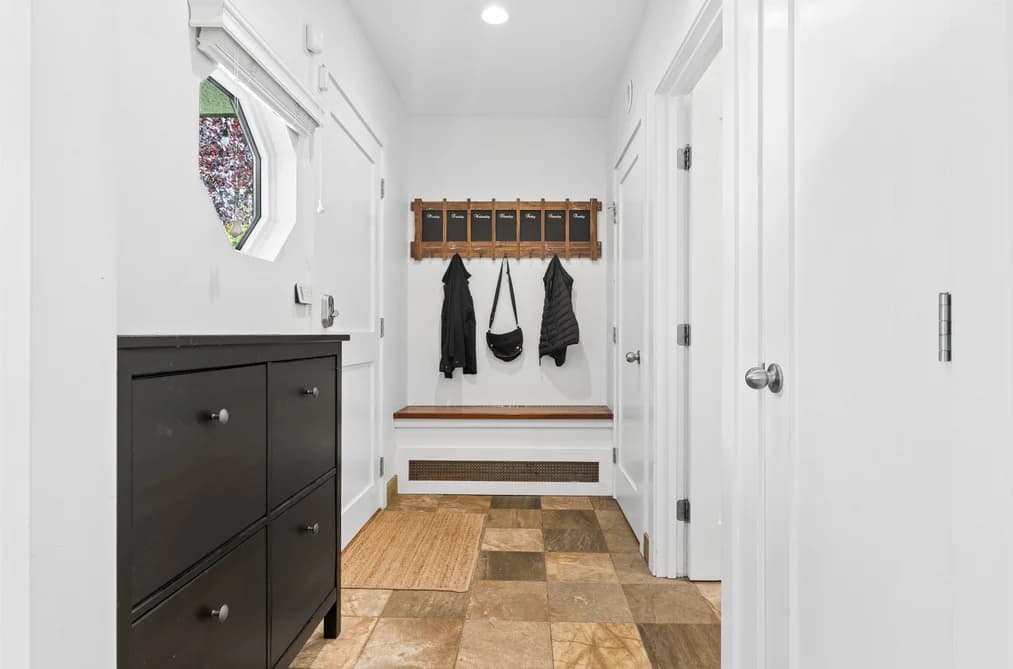 558 W 19TH AVENUE, Vancouver, BC — Residential for Sale - Photo 2