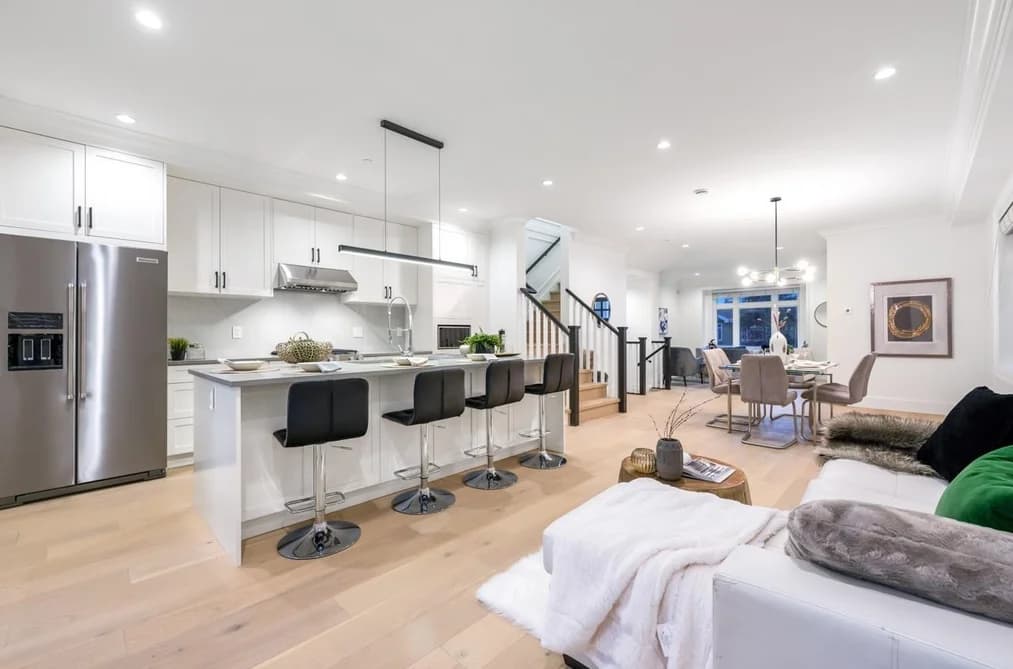 5584 RUPERT STREET, Vancouver, BC — Residential for Sale - Photo 2