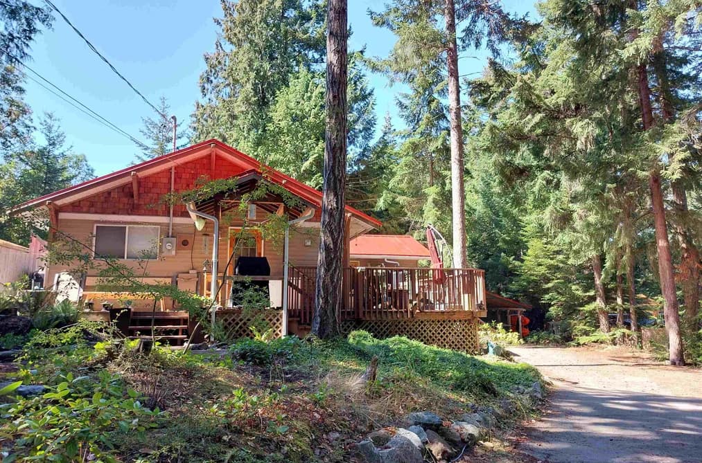 559 BLITZ ROAD, Mayne Island, BC — Residential for Sale - Main Photo