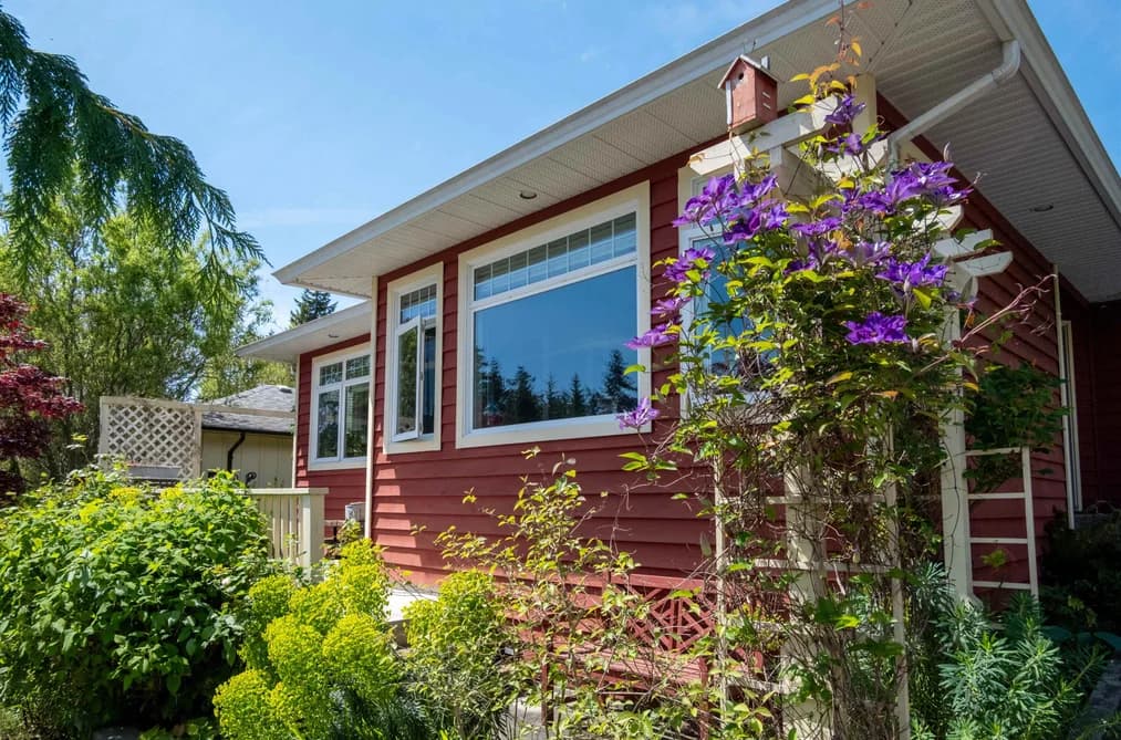 5599 MEDUSA PLACE, Sechelt, BC — Residential for Sale - Photo 2
