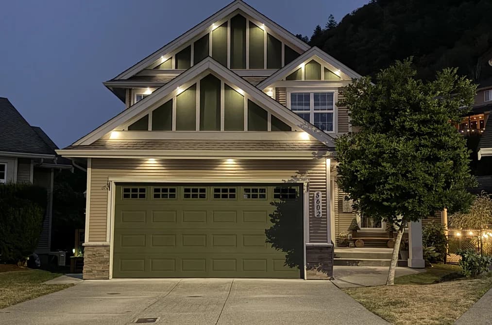 5602 THOM CREEK DRIVE, Chilliwack, BC — Residential for Sale - Main Photo