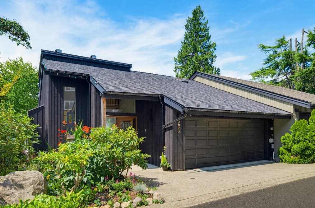 5623 EAGLE COURT, North Vancouver, BC — Residential for Sale - Main Photo
