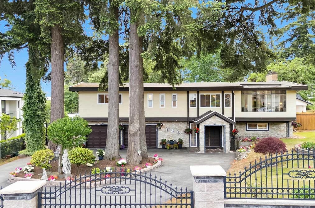 5625 132 STREET, Surrey, BC — Residential for Sale - Photo 2