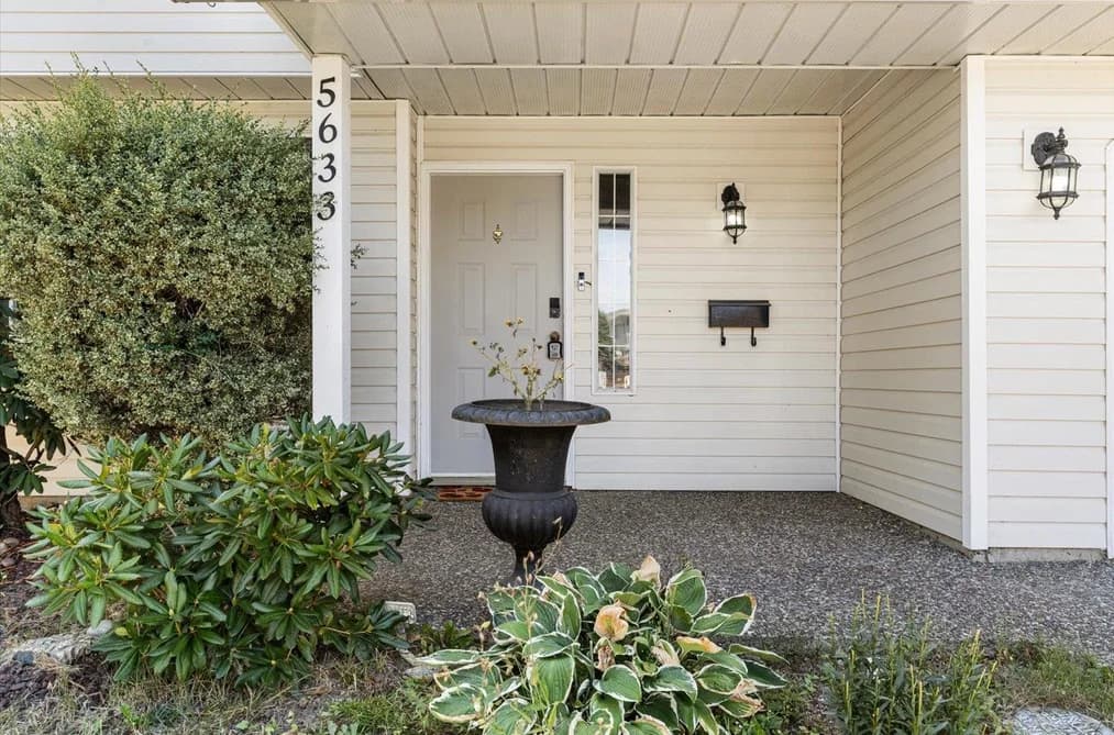 5633 KATHLEEN DRIVE, Chilliwack, BC — Residential for Sale - Photo 2