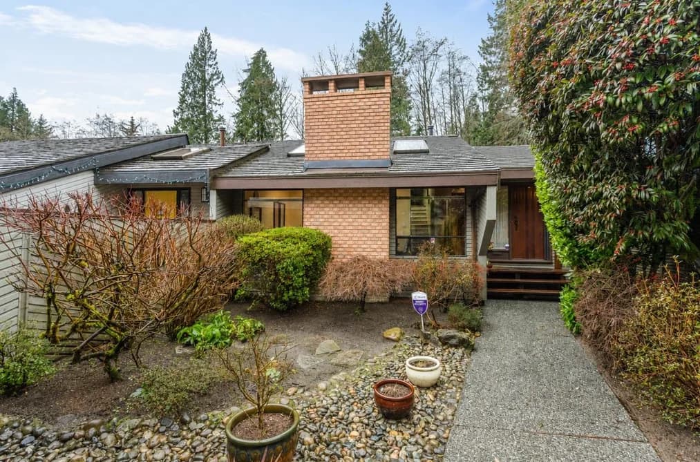 5639 WHITE PINE LANE, North Vancouver, BC — Residential for Sale - Main Photo