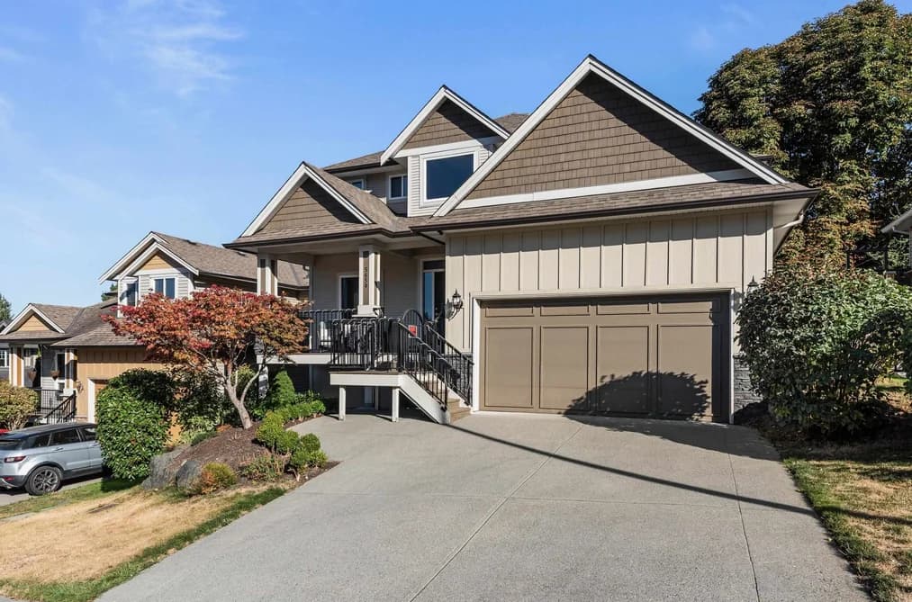 5650 CEDARCREEK DRIVE, Chilliwack, BC — Residential for Sale - Photo 2