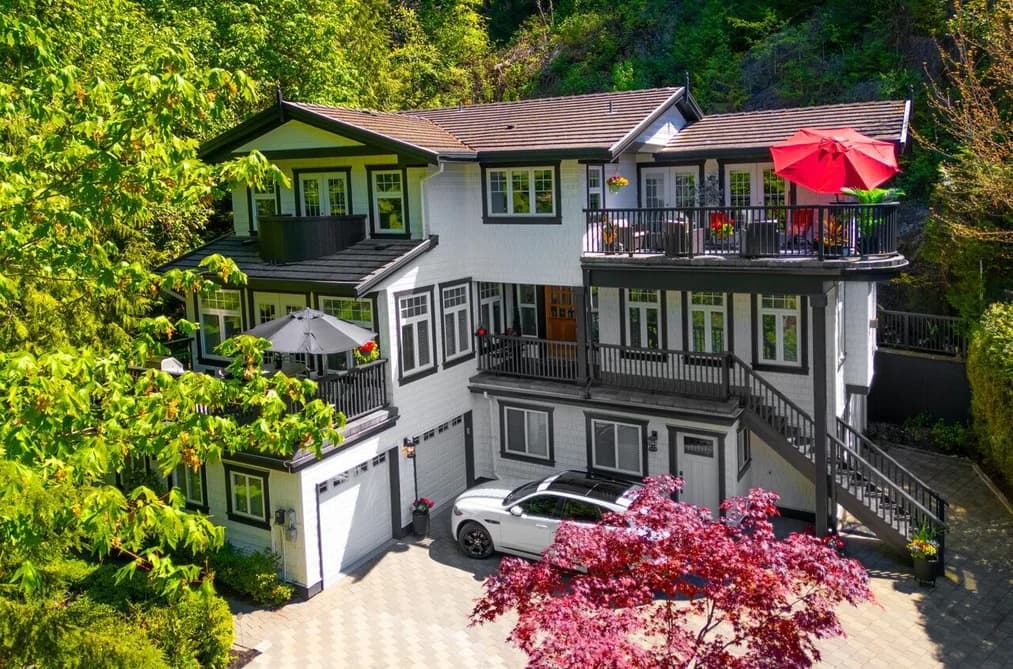 5671 WESTPORT ROAD, West Vancouver, BC — Residential for Sale - Photo 2