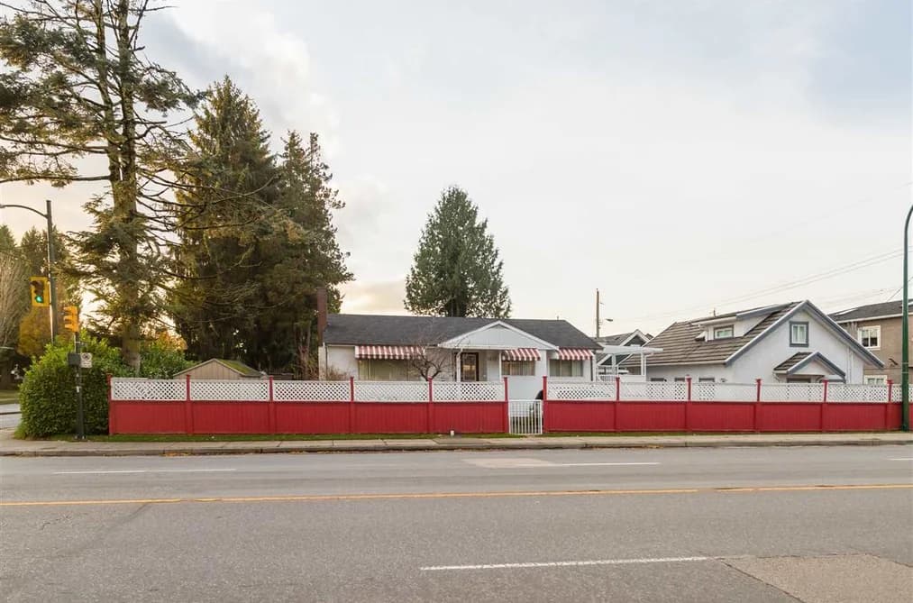 5675 RUPERT STREET, Vancouver, BC — Residential for Sale - Photo 2