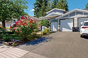 Half Duplex for sale at 5685 Neville Street Burnaby British Columbia - MLS: R3123958