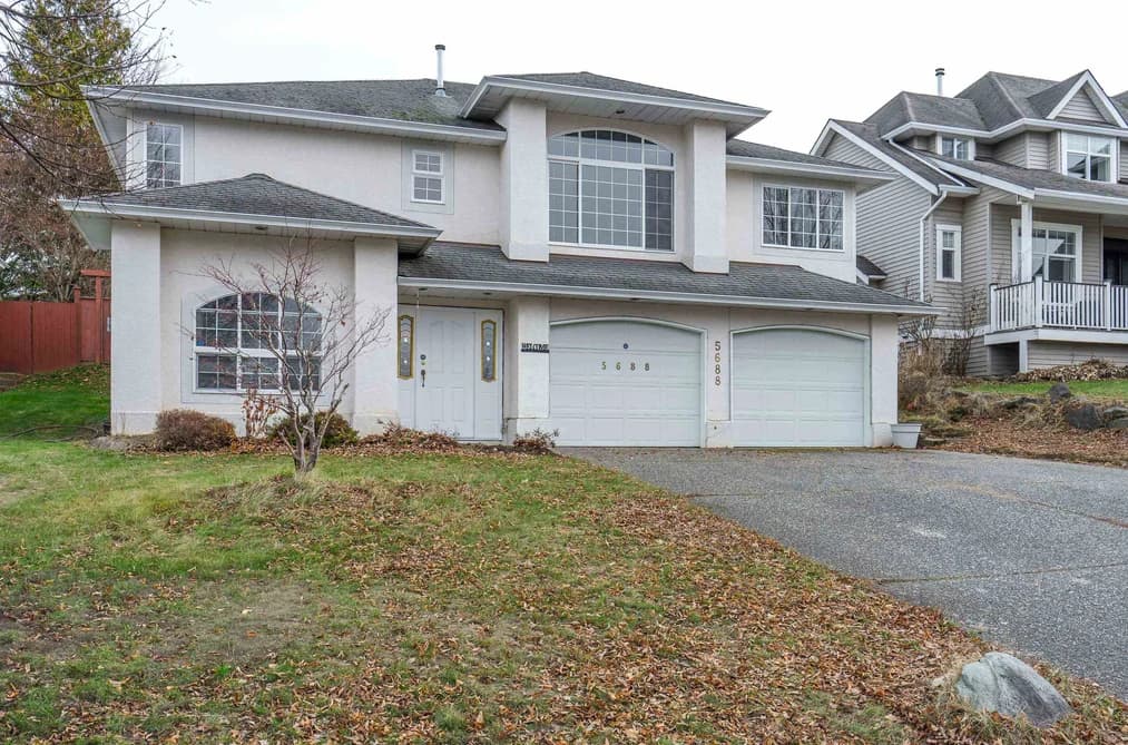 5688 STONEHAVEN STREET, Chilliwack, BC — Residential for Sale - Photo 2