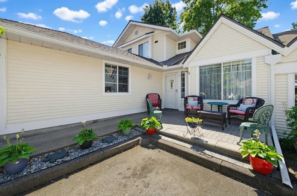 57 8737 212 STREET, Langley, BC — Residential for Sale - Photo 2