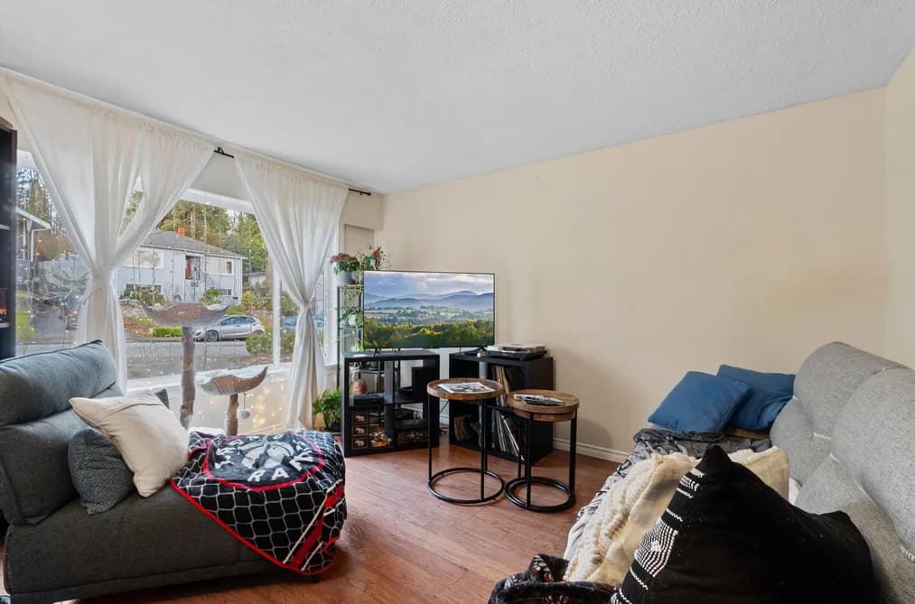 570 COLBY STREET, New Westminster, BC — Residential for Sale - Photo 2